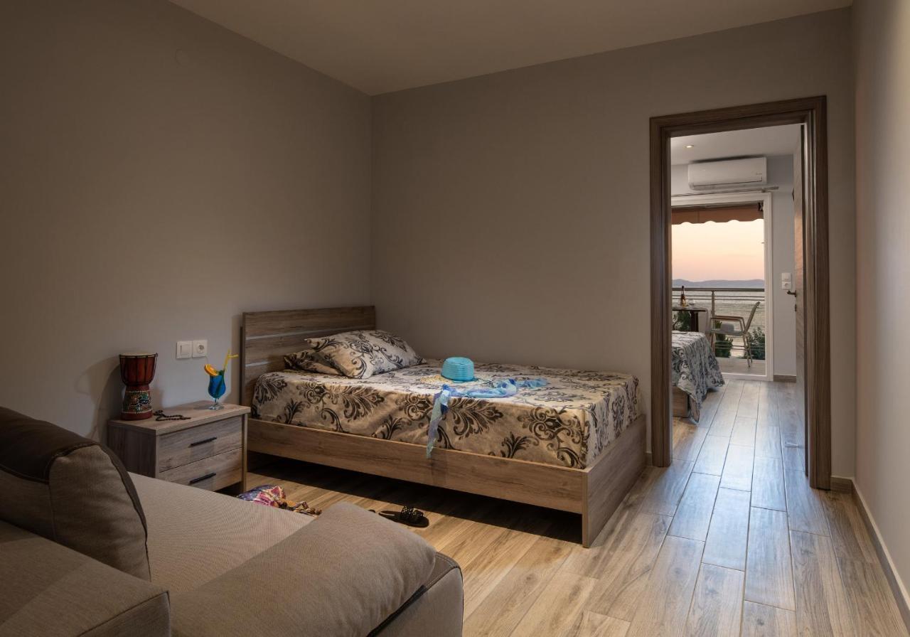 Sunset Studios - Suites With Seaview & Back Side Apartements Toroni Exterior foto