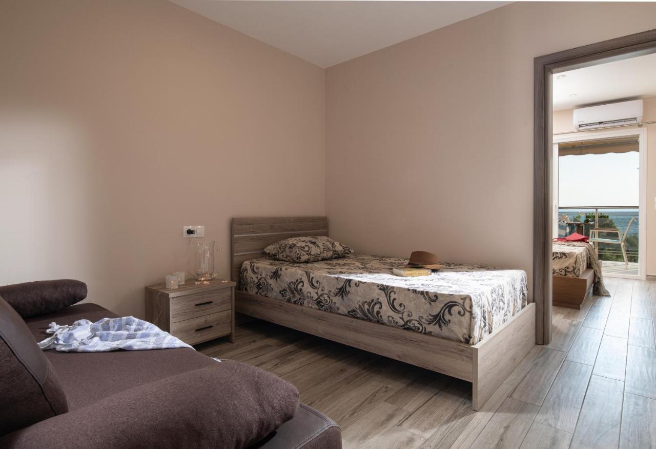 Sunset Studios - Suites With Seaview & Back Side Apartements Toroni Exterior foto