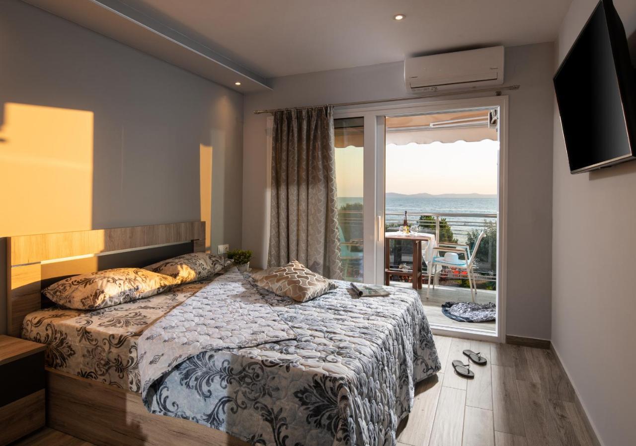 Sunset Studios - Suites With Seaview & Back Side Apartements Toroni Exterior foto